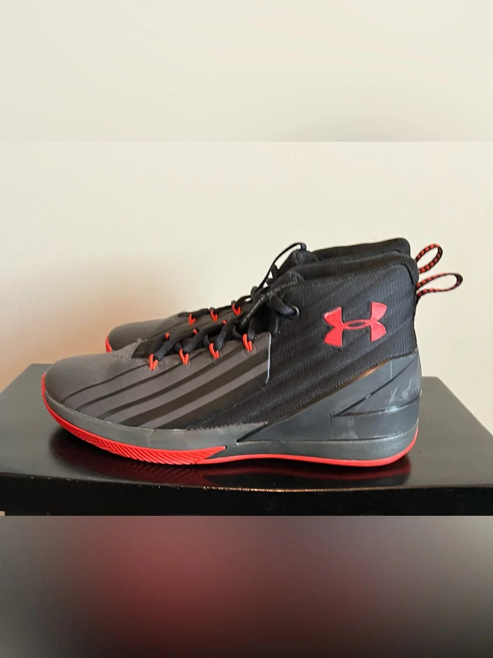Under Armour Mens Lockdown 3 Black Basketball Athletic Shoes Sneakers Size 10.5